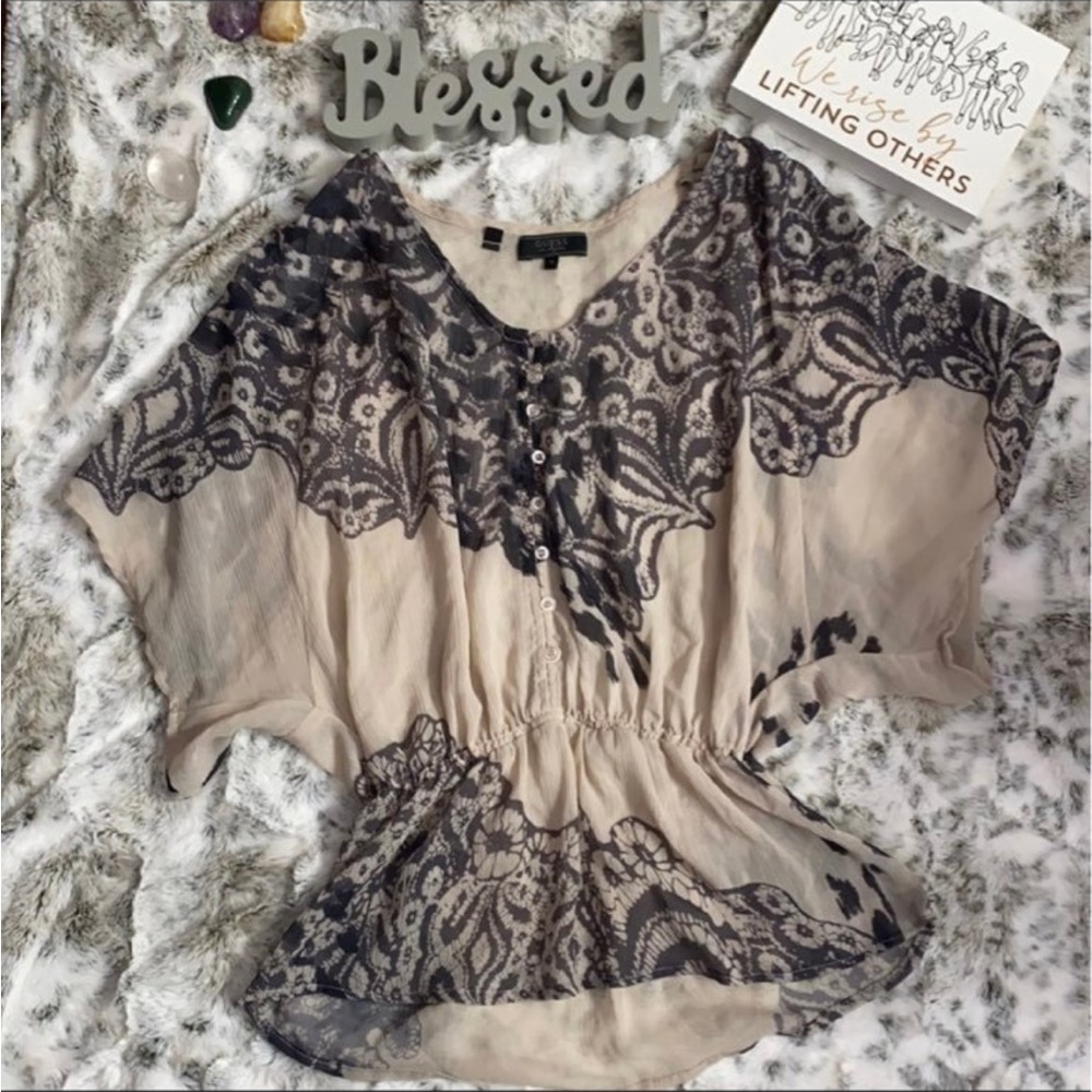 Guess cinched waist sheer blouse small